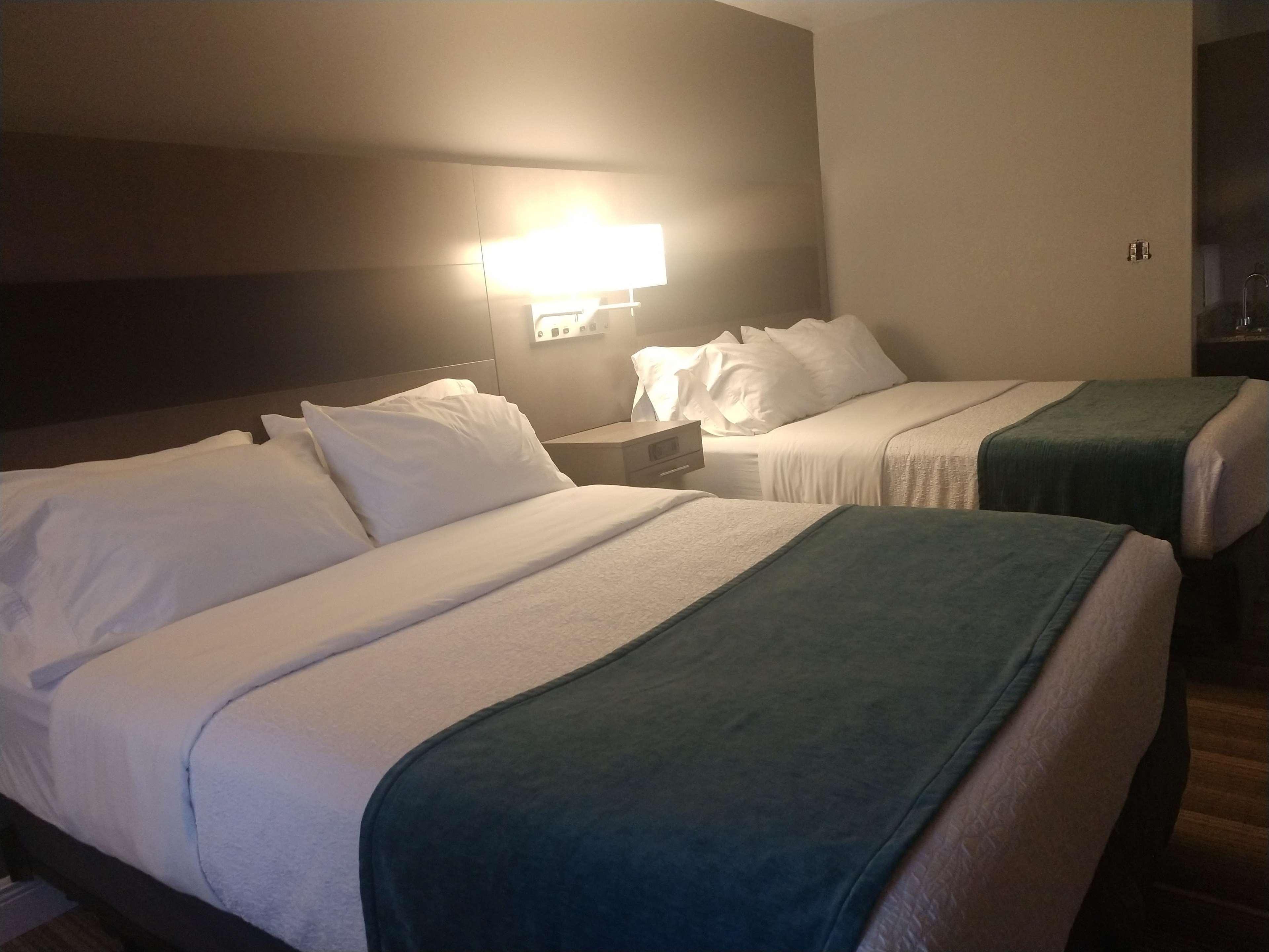 Best Western Casula Motor Inn Exteriör bild