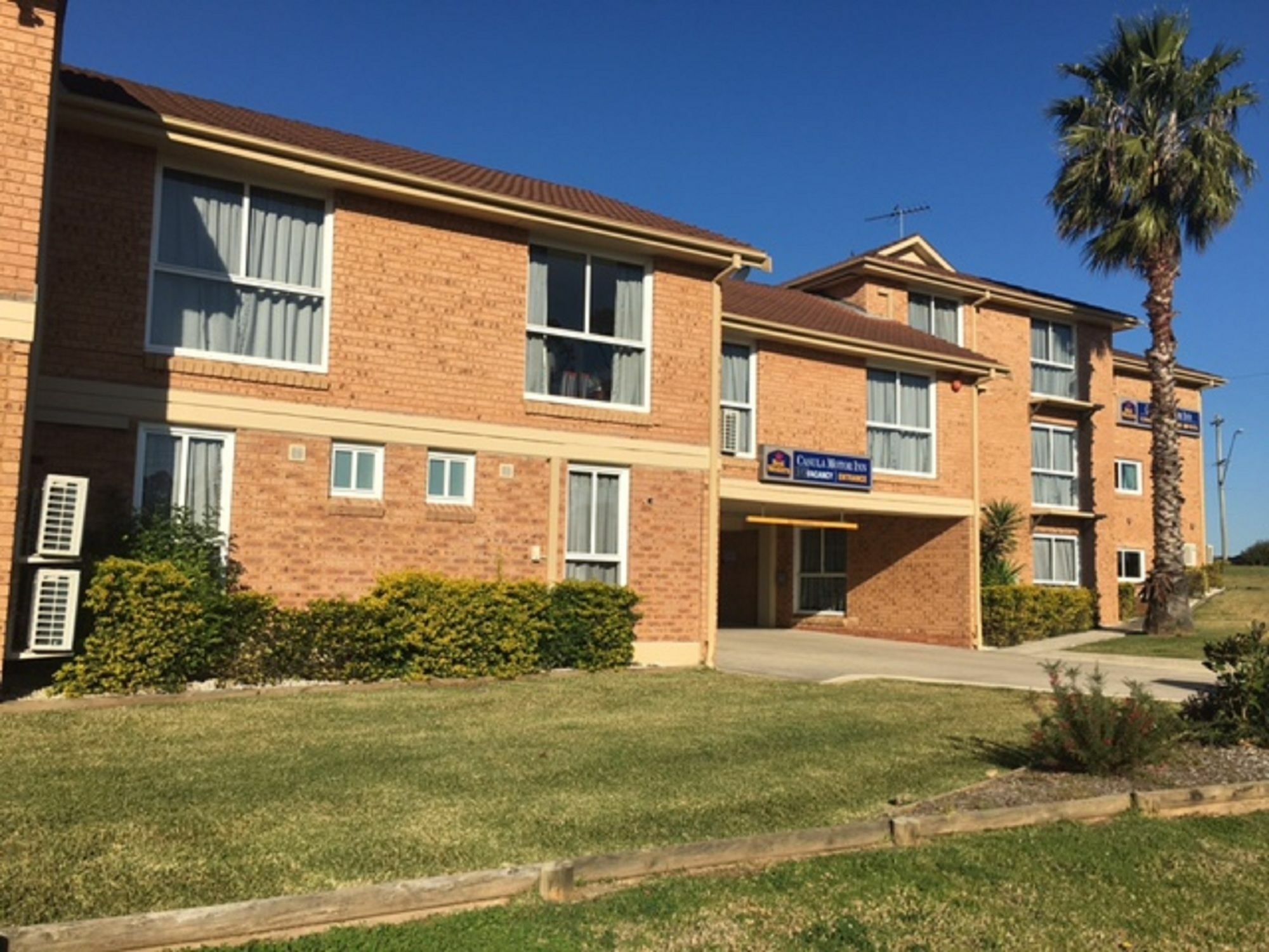 Best Western Casula Motor Inn Exteriör bild